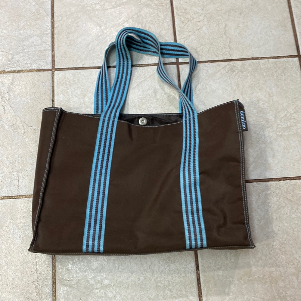 Domino brand bag.